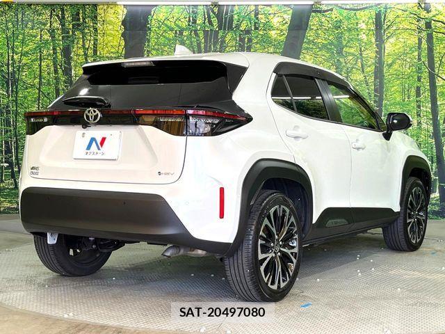 Toyota YARIS CROSS 2025-02 7563128-16
