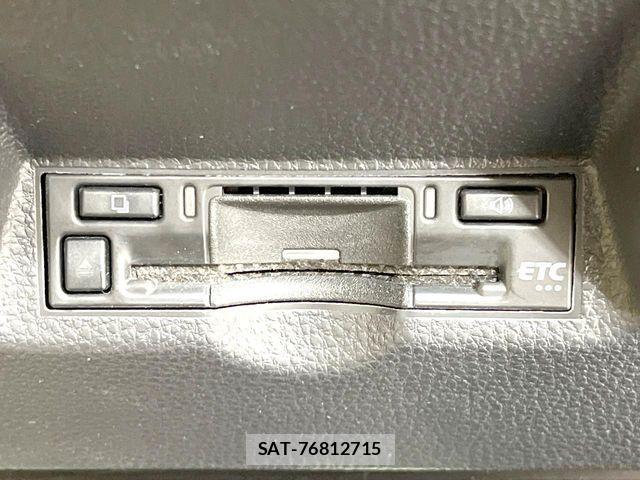 Toyota YARIS CROSS 2024-11 7563130-6