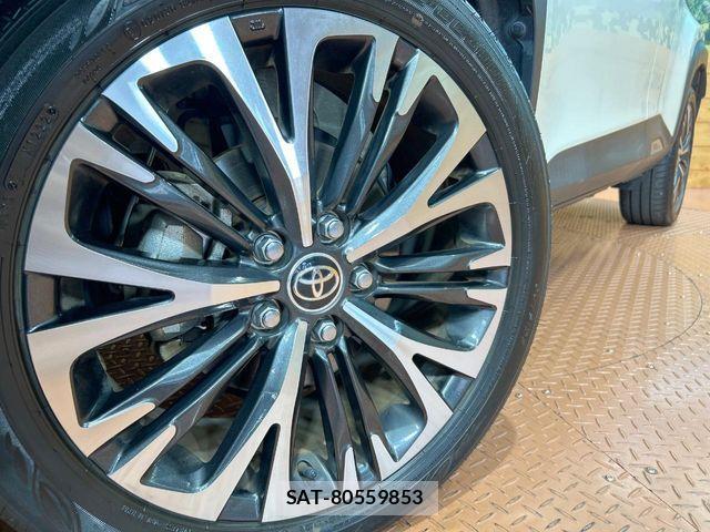 Toyota YARIS CROSS 2022-05 7621626-12