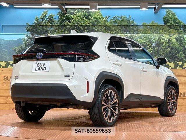 Toyota YARIS CROSS 2022-05 7621626-16