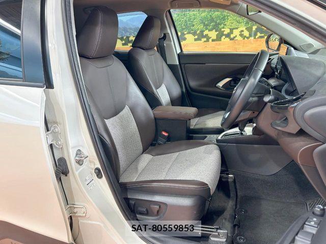 Toyota YARIS CROSS 2022-05 7621626-8
