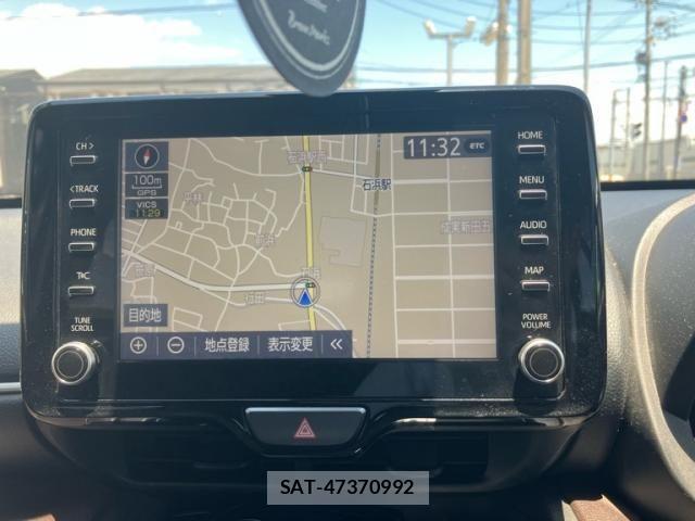 Toyota YARIS CROSS 2021-08 7621667-17