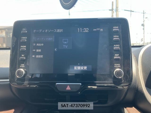 Toyota YARIS CROSS 2021-08 7621667-19