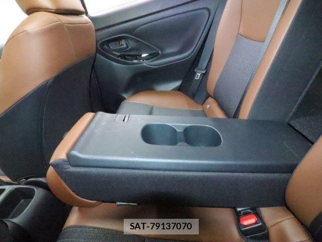 Toyota YARIS CROSS 2023-10 7621630-9