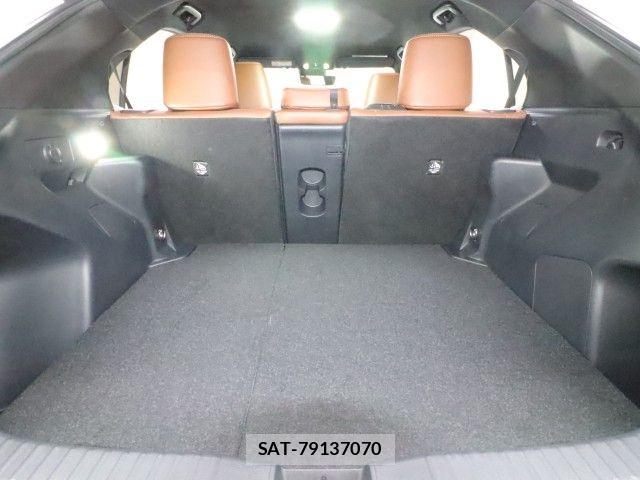 Toyota YARIS CROSS 2023-10 7621630-10