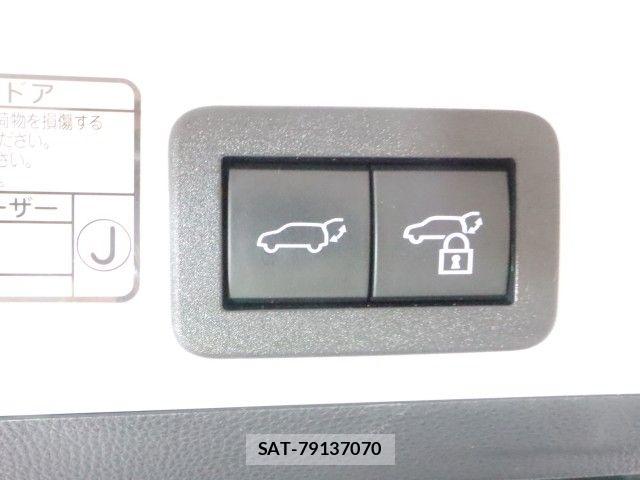 Toyota YARIS CROSS 2023-10 7621630-15