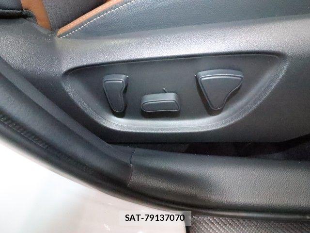 Toyota YARIS CROSS 2023-10 7621630-4