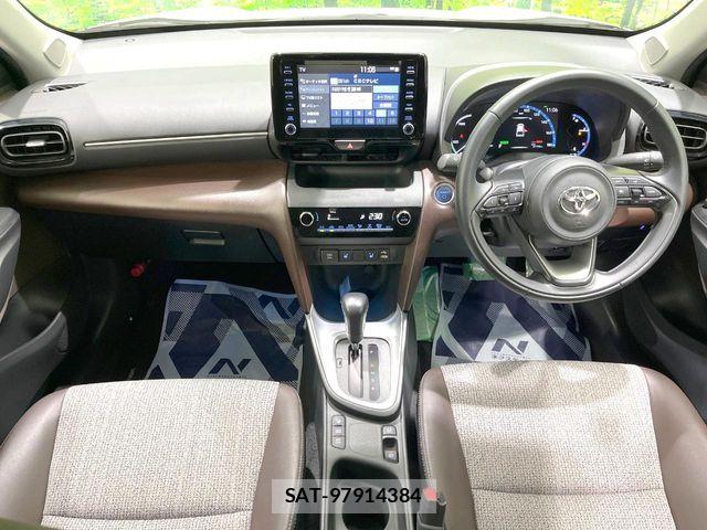 Toyota YARIS CROSS 2021-04 7621647-1