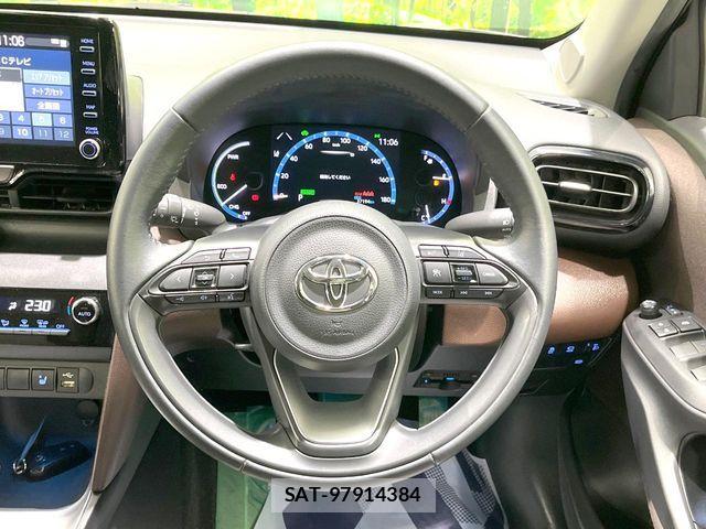 Toyota YARIS CROSS 2021-04 7621647-7