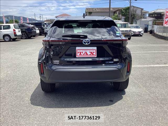 Toyota YARIS CROSS 2021-01 7621650-15