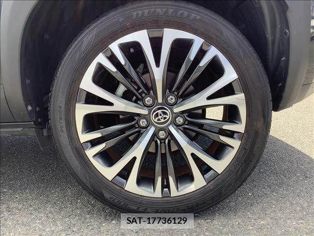 Toyota YARIS CROSS 2021-01 7621650-19