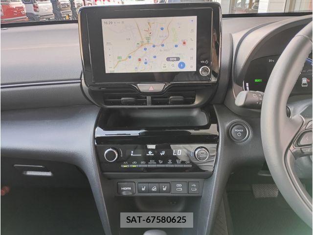 Toyota YARIS CROSS 2025-10 7621617-11