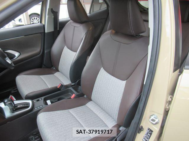 Toyota YARIS CROSS 2021-10 7621655-9