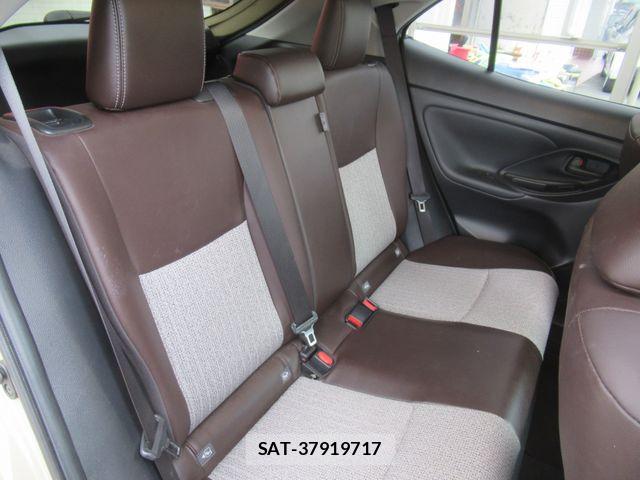 Toyota YARIS CROSS 2021-10 7621655-7