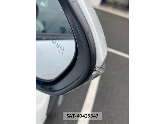 Toyota YARIS CROSS 2023-05 7621652-3