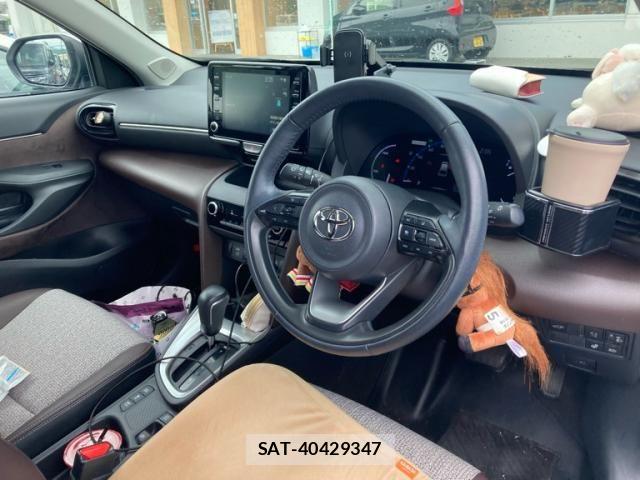 Toyota YARIS CROSS 2023-05 7621652-4