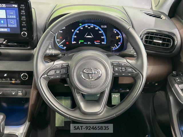 Toyota YARIS CROSS 2020-12 7621639-10