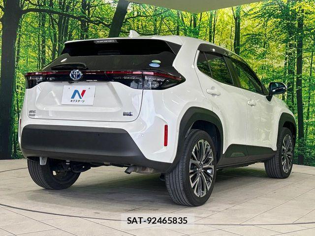 Toyota YARIS CROSS 2020-12 7621639-16