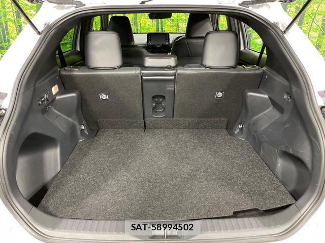 Toyota YARIS CROSS 2022-12 7621638-10