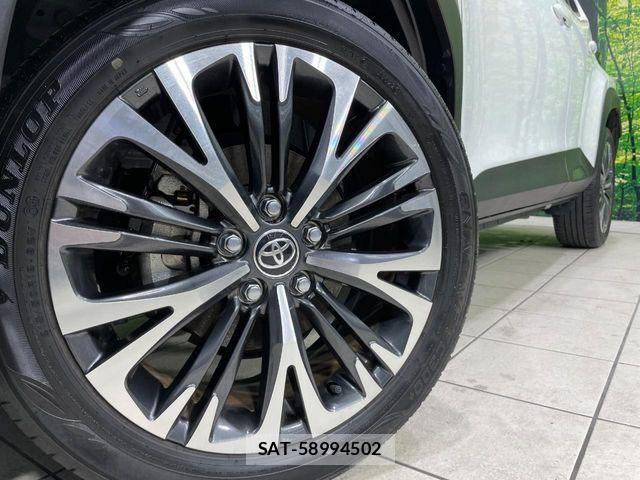 Toyota YARIS CROSS 2022-12 7621638-12