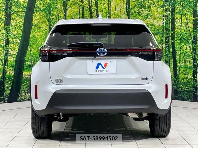 Toyota YARIS CROSS 2022-12 7621638-14