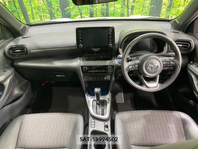 Toyota YARIS CROSS 2022-12 7621638-1