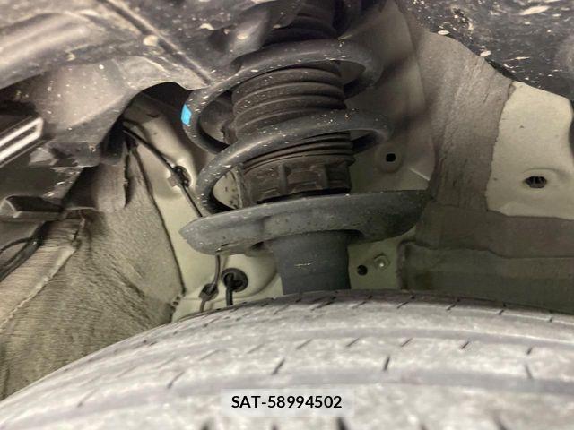Toyota YARIS CROSS 2022-12 7621638-19