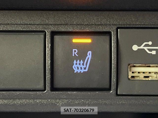 Toyota YARIS CROSS 2023-01 7621635-6
