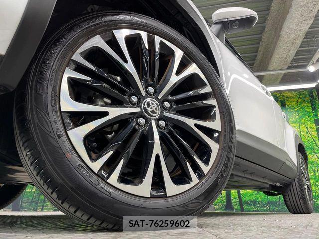 Toyota YARIS CROSS 2025-02 7621616-12