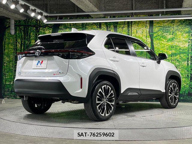 Toyota YARIS CROSS 2025-02 7621616-16
