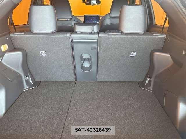 Toyota YARIS CROSS 2025-03 7621615-15