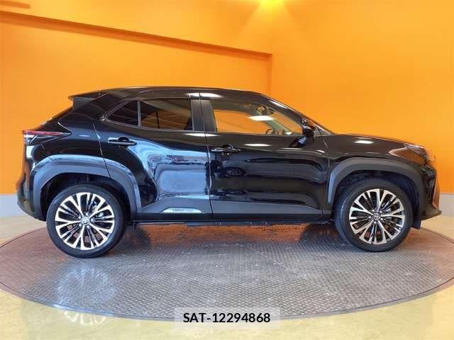 Toyota YARIS CROSS 2021-02 7621632-10