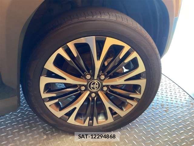 Toyota YARIS CROSS 2021-02 7621632-16