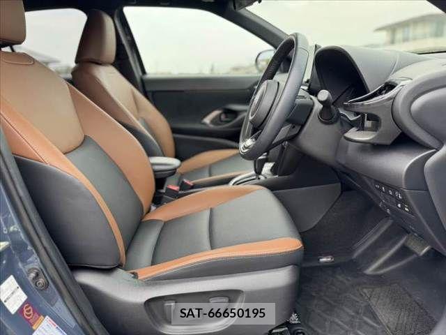 Toyota YARIS CROSS 2024-11 7621621-15