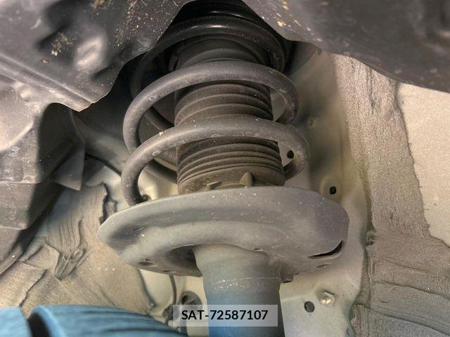 Toyota YARIS CROSS 2023-06 7621618-19