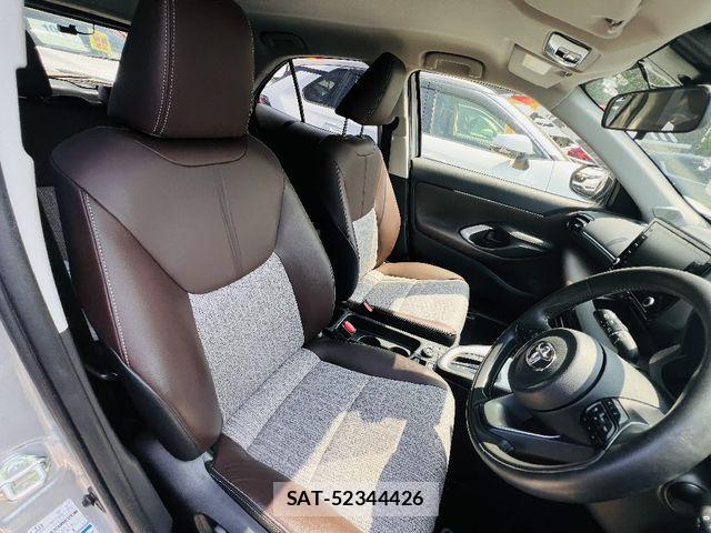 Toyota YARIS CROSS 2021-09 7621656-6