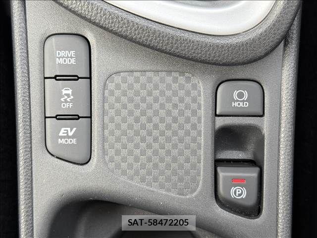 Toyota YARIS CROSS 2020-12 7621670-12