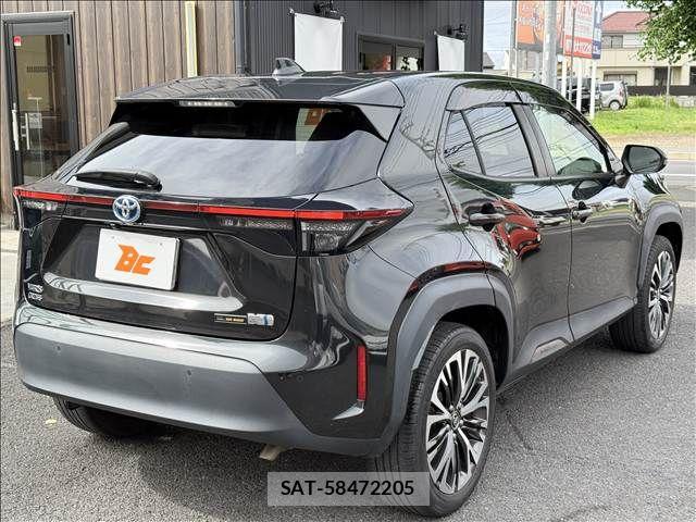 Toyota YARIS CROSS 2020-12 7621670-23