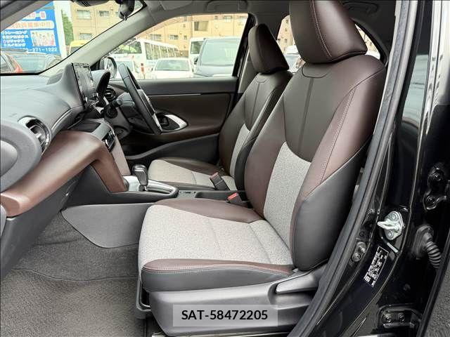 Toyota YARIS CROSS 2020-12 7621670-24