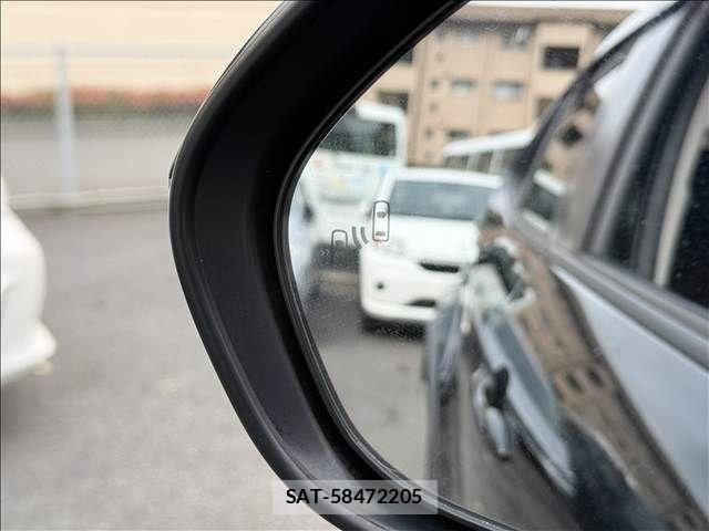 Toyota YARIS CROSS 2020-12 7621670-29