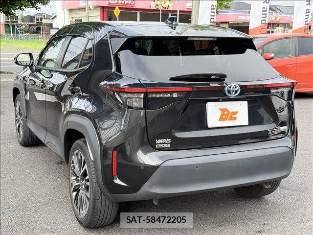 Toyota YARIS CROSS 2020-12 7621670-7