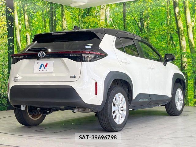 Toyota YARIS CROSS 2021-01 7621657-16