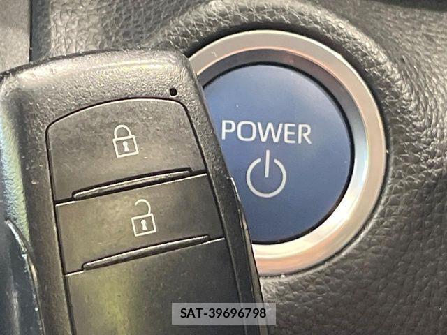 Toyota YARIS CROSS 2021-01 7621657-6