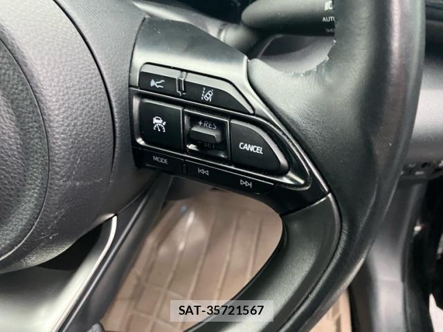 Toyota YARIS CROSS 2023-03 7621668-14