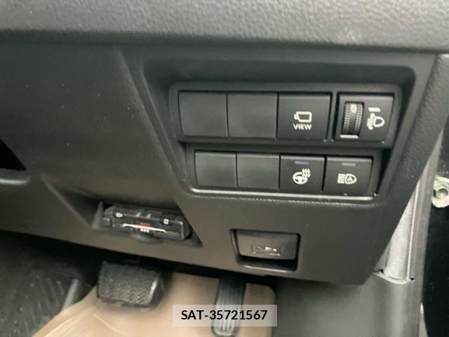 Toyota YARIS CROSS 2023-03 7621668-15