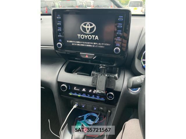Toyota YARIS CROSS 2023-03 7621668-16