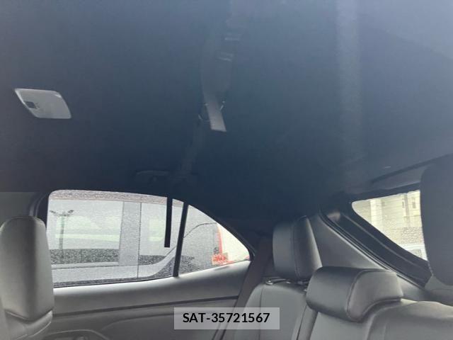 Toyota YARIS CROSS 2023-03 7621668-22