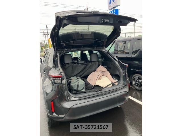 Toyota YARIS CROSS 2023-03 7621668-26