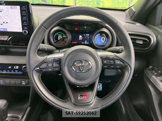Toyota YARIS CROSS 2023-05 7621622-10