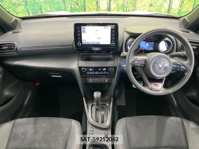 Toyota YARIS CROSS 2023-05 7621622-1